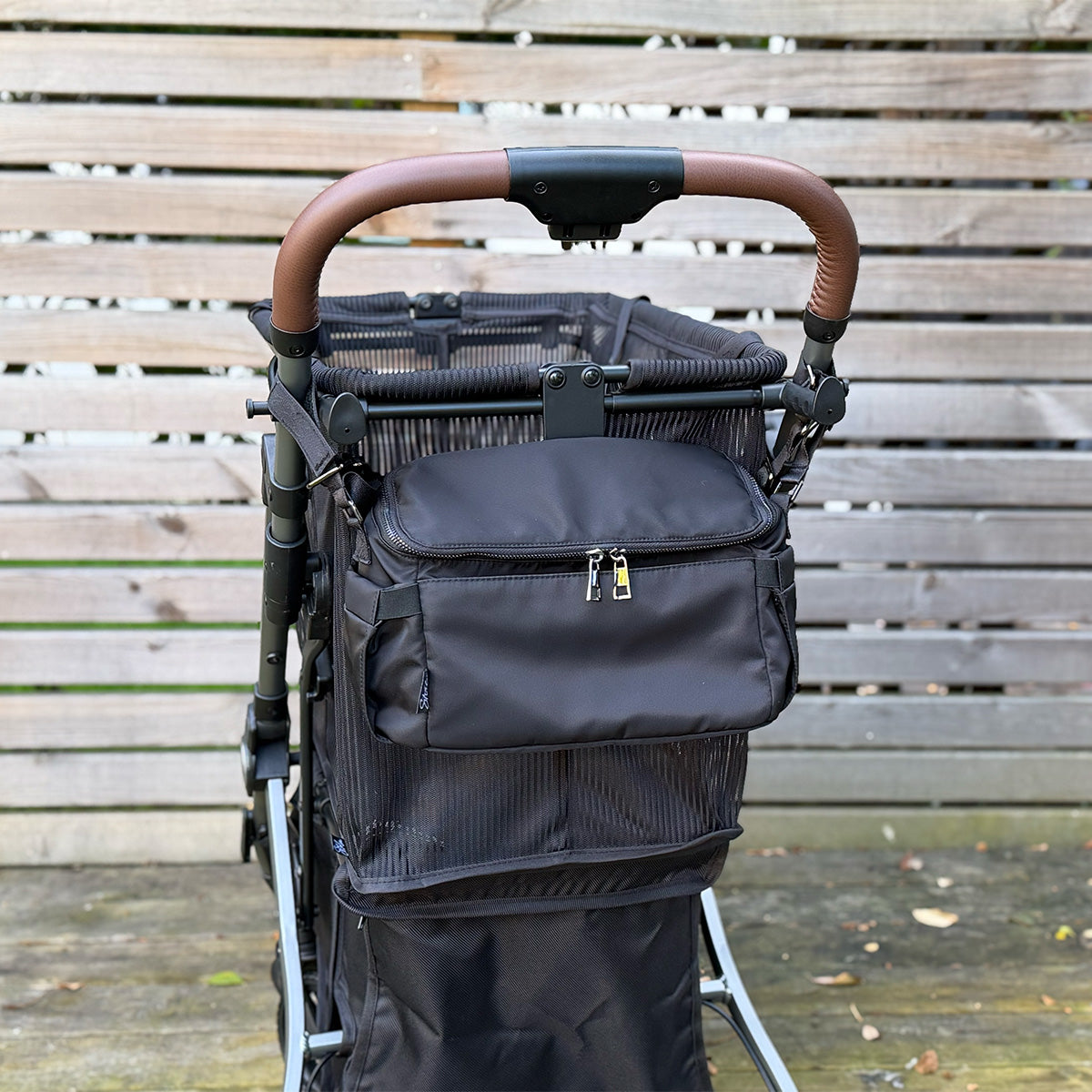 Strolee Organizer Deluxe, Svart
